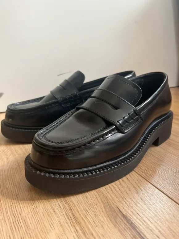Loafers leer zwart & Other Stories 37