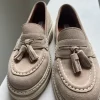 Loafers van Inuovo.