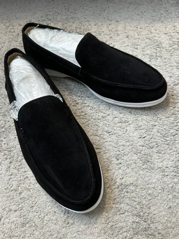 Loafers/Slippers Schwarz