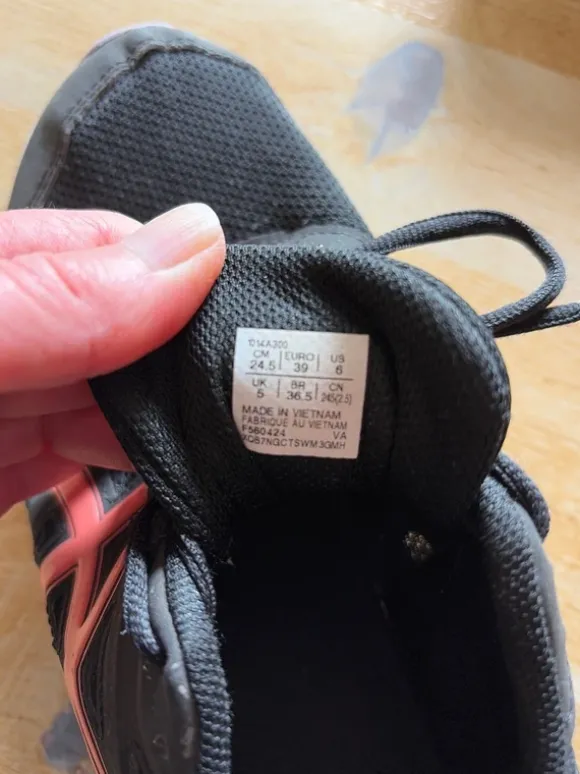 Loopschoenen maat 39