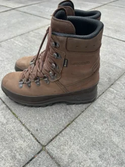 Lowa mountain boot NL GTX bruin 41 Gore-tex