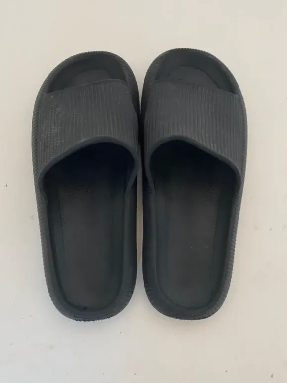 Lucovitaal Orthopedische Zomer Badslippers (Zwart)