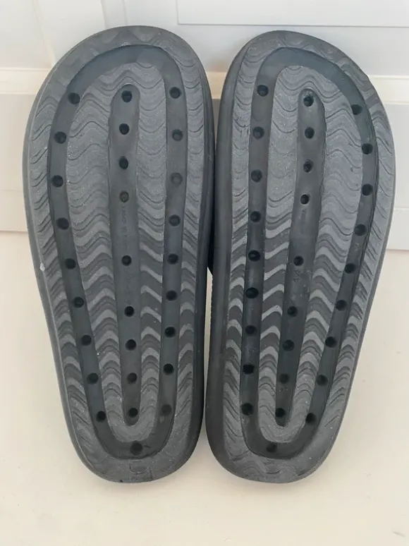 Lucovitaal Orthopedische Zomer Badslippers (Zwart)