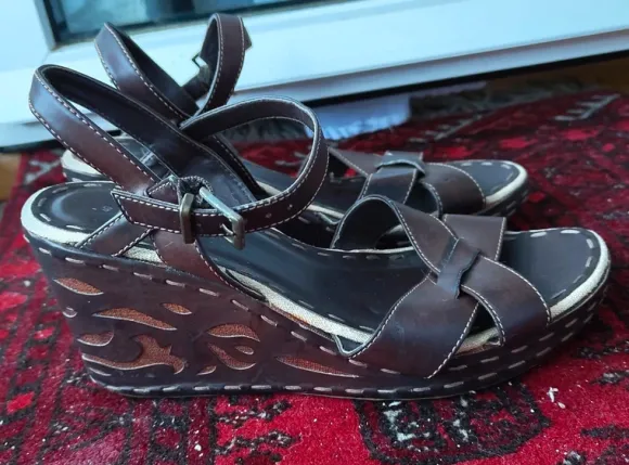 Magic M Keilsandaletten – Boho-Stil – Gr. 40