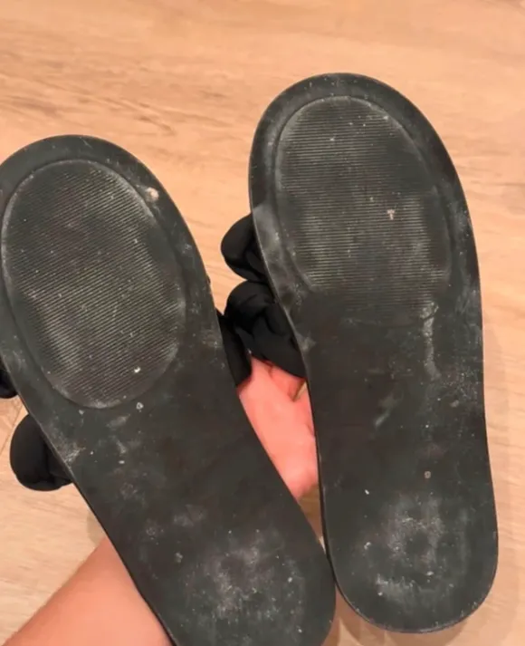 Mango Sandalen/Schlappen „Seide“ Gr. 39 | schwarz