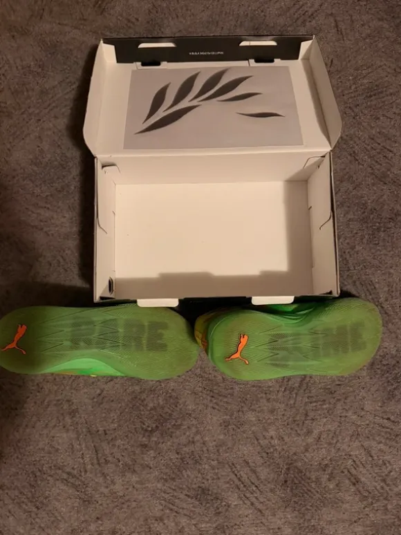 MB.02 x Nickelodeon Slime
