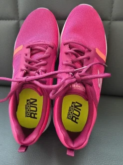 Mega Sneaker Skechers Gr.38 Neu