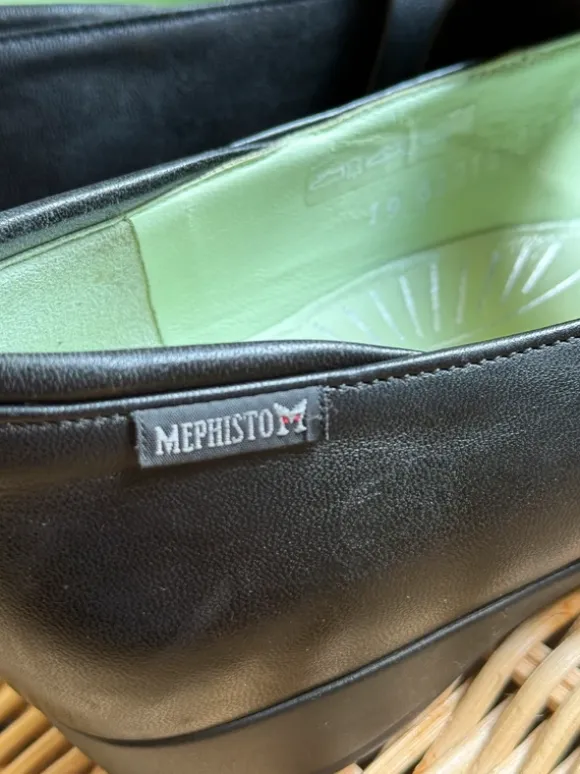 Mephisto Gabriela Mary Jane Ballerinas / Flats aus schwarzem Leder