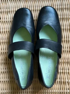 Mephisto Gabriela Mary Jane Ballerinas / Flats aus schwarzem Leder