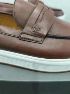 Mocassins Boss taille 46