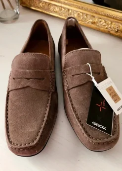 Mocassins en daim taille 43
