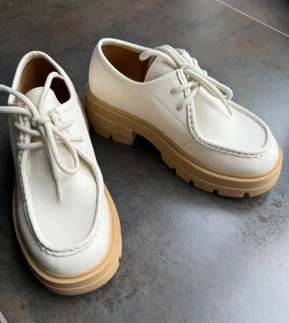 Mokassins Gr. 37 creme