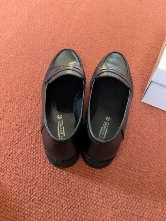 Mokkasins, Loafer matt schwarz Leder
