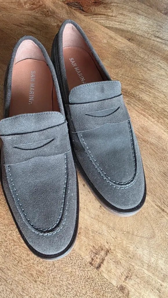 Mooie suède mocassins loafers