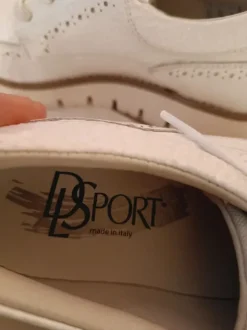 Mooie witte schoenen