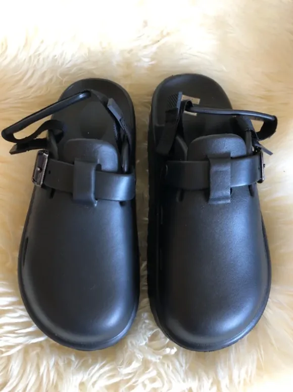 Mules, Clogs Gr 39 Cooler Style in schwarz Neu Sommer Hit