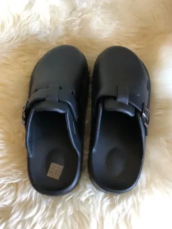 Mules, Clogs Gr 39 Cooler Style in schwarz Neu Sommer Hit