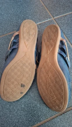 Mustang Sandalen Gr 36