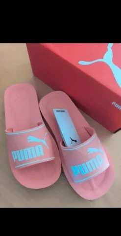 Nagelneue Puma Schlappen Größe 38 Farbe apricot Rosé