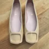 Nagelneue Schuhe von Pretty ballerinas in nude