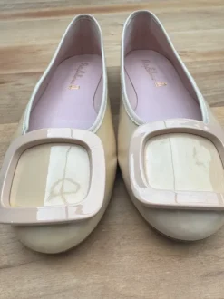 Nagelneue Schuhe von Pretty ballerinas in nude