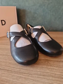 NA-KD ballerina’s met gekruiste bandjes – maat 37 – nieuw 🖤