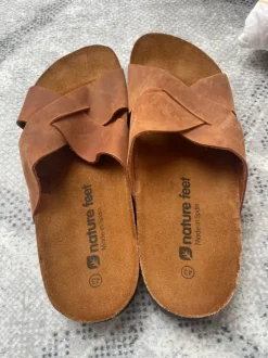 Natürliche Unisex Sandalen Größe 43 wie neu
