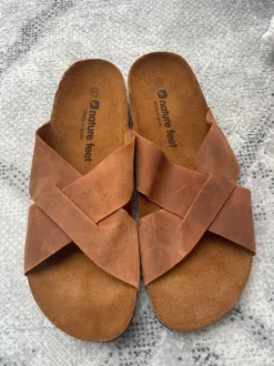 Natürliche Unisex Sandalen Größe 43 wie neu