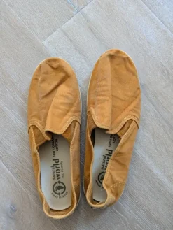Natural world Slipper