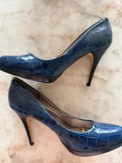 Navy heels - La Strada