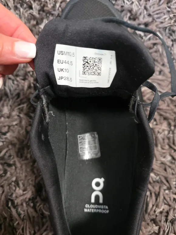 Neu On Running Cloudvista 2 WP Wasserdicht Gr 44,5