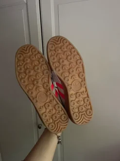 NEUE Adidas Gazelle Sneaker