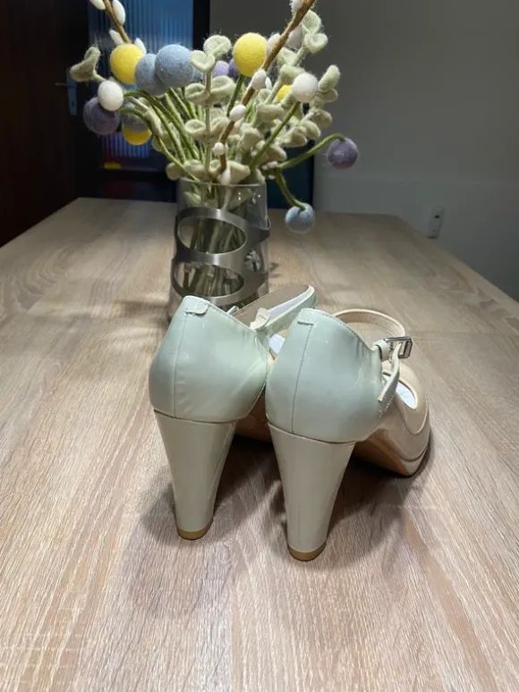 Neue bequeme Lack-Higheels von Clarks Größe 39
