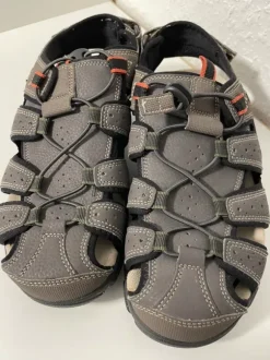 Neue Geox Herren Sandalen Gr. 42