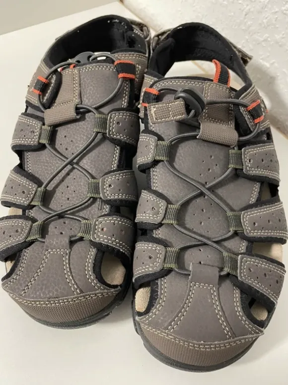 Neue Geox Herren Sandalen Gr. 42