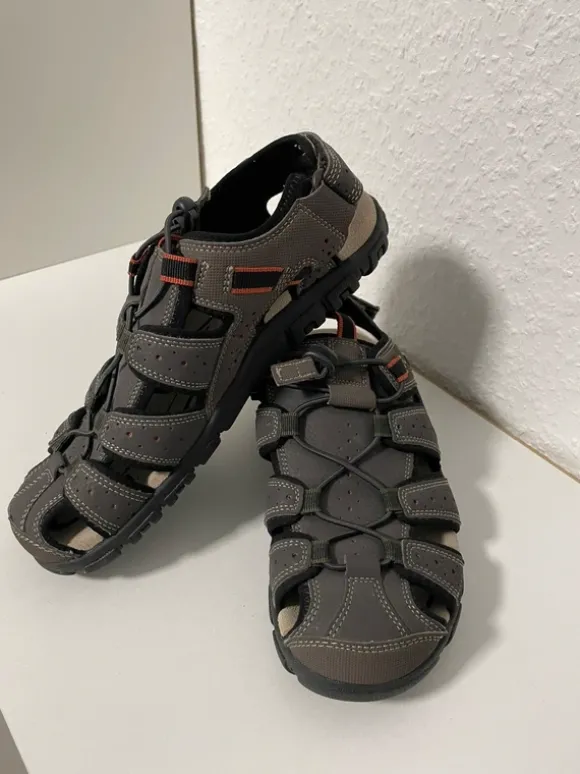 Neue Geox Herren Sandalen Gr. 42
