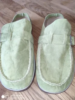 Neue Slipper Gr. 40 hellgrün