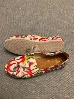 neue Toms Damenschuhe, Gr. 38