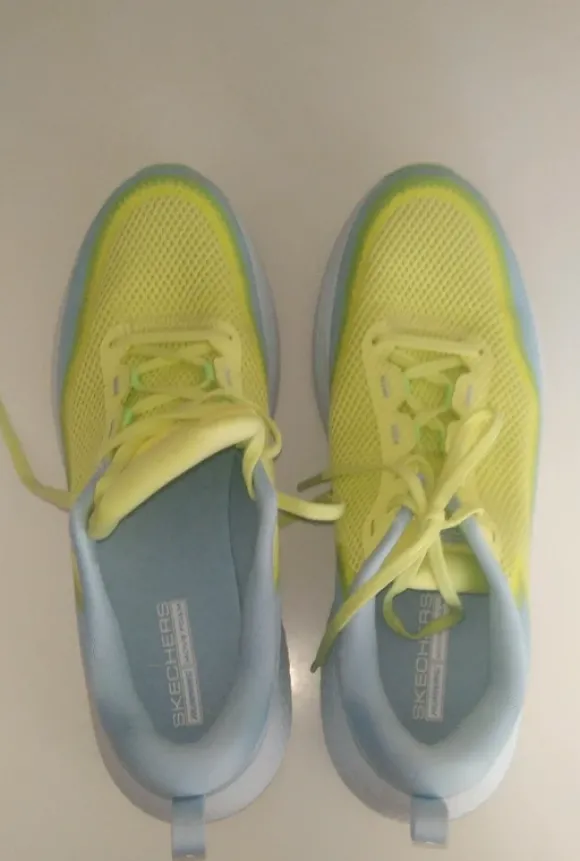 Neuwertige Skechers go run supersonic max farbe lime grösse 40