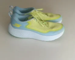 Neuwertige Skechers go run supersonic max farbe lime grösse 40