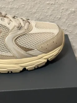 New Balance MR530AA beige/angora/incense