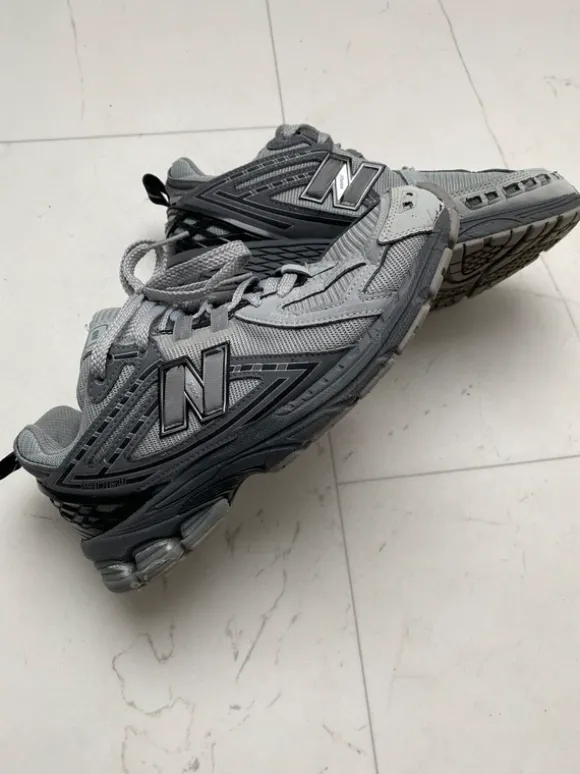 New Balance 1906r Sneaker
