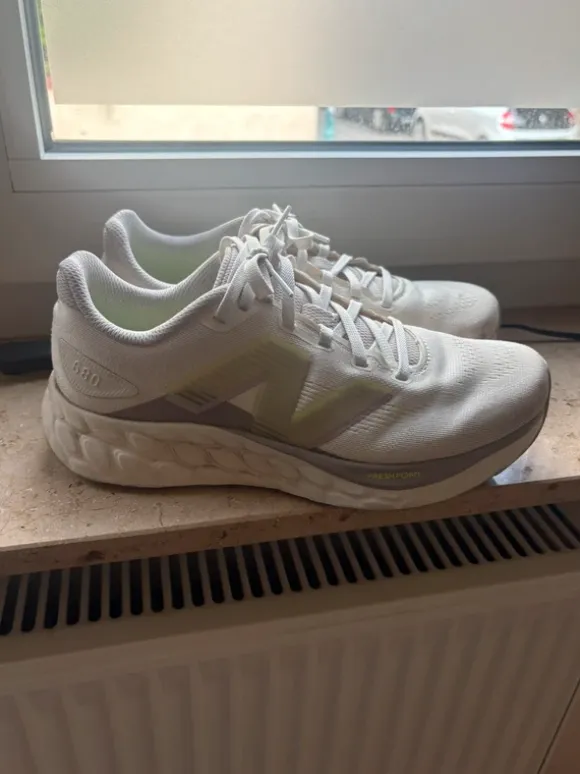 New Balance running Lauf Schuhe sneaker 40,5 Creme