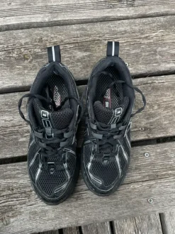 New Balance Sneaker