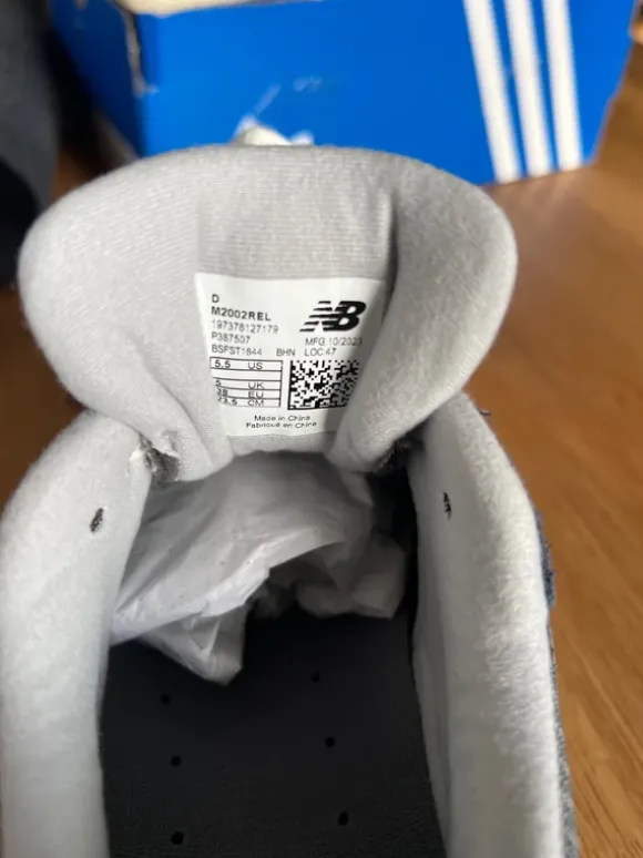 New Balance Sneaker 2002R, Gr. 38, blau grau