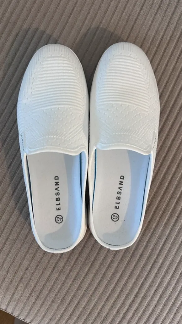 New elegant men Slippers - 42