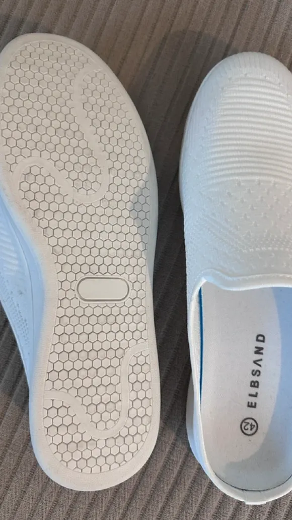 New elegant men Slippers - 42
