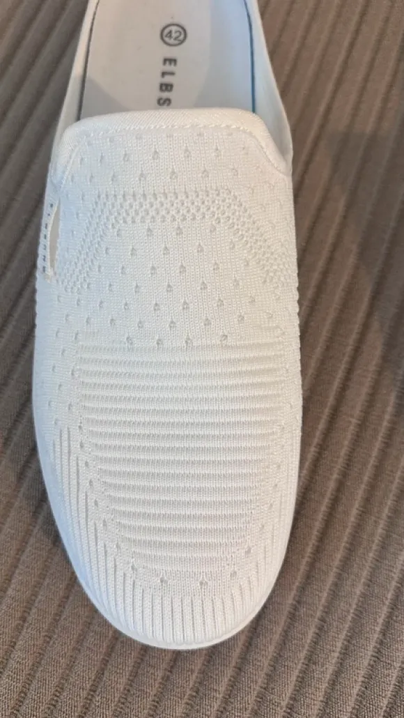New elegant men Slippers - 42