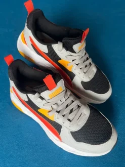 New puma sneakers eu 39