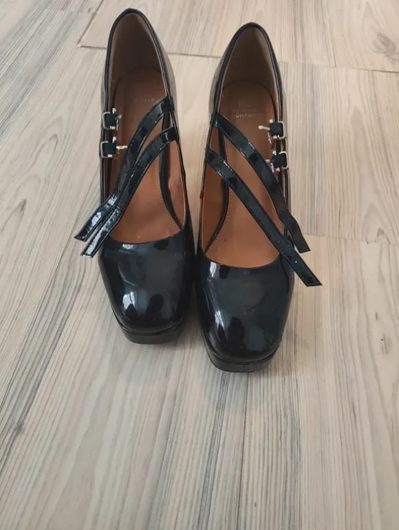 Next Mary Jane heels